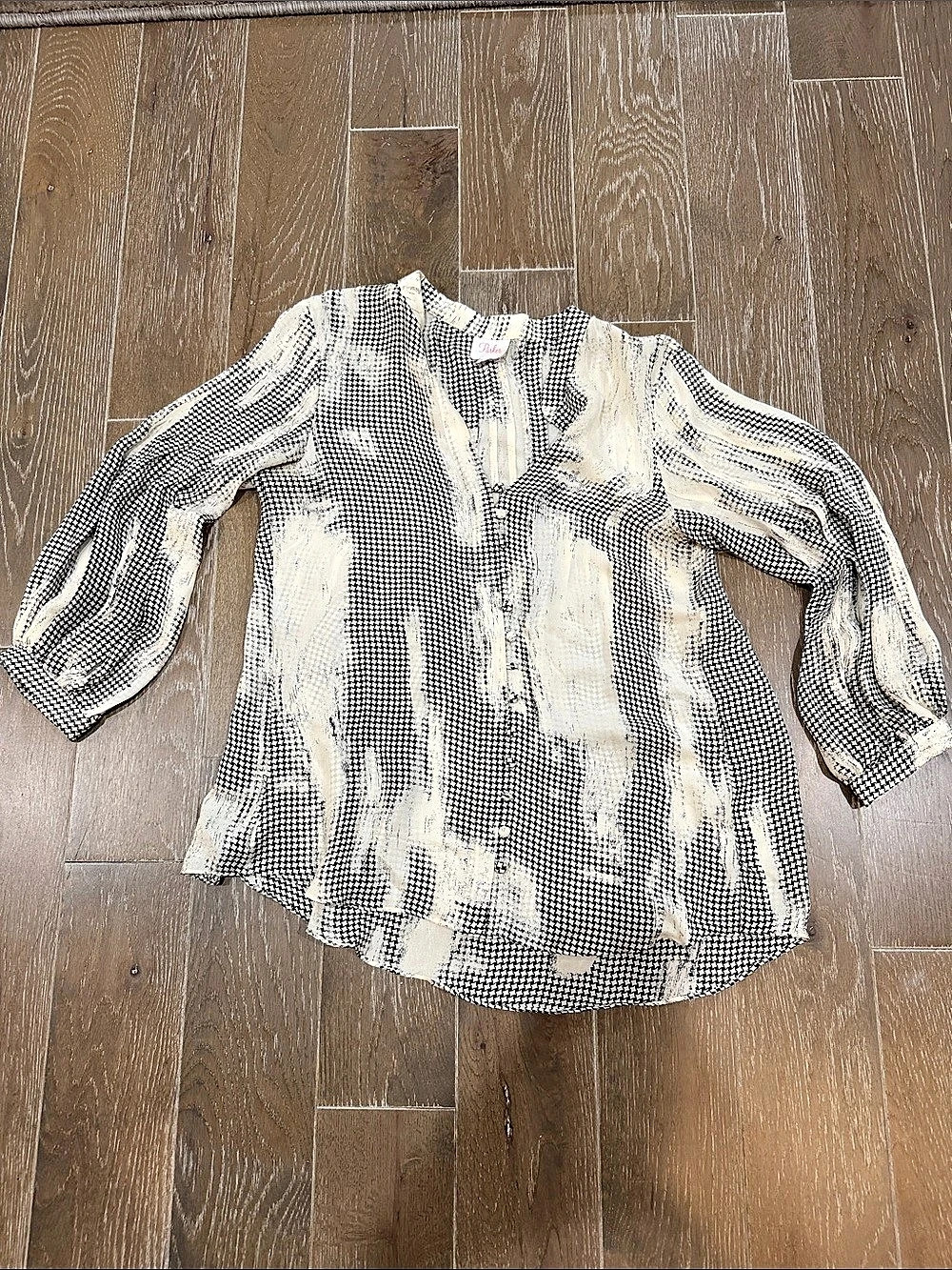 Parker Geometric Long Sleeve Blouse in Black & White Size Medium